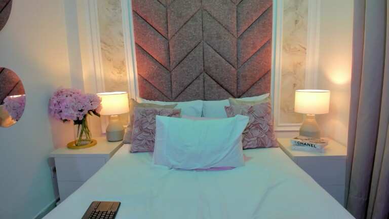 SusySwift's Streamate show and profile