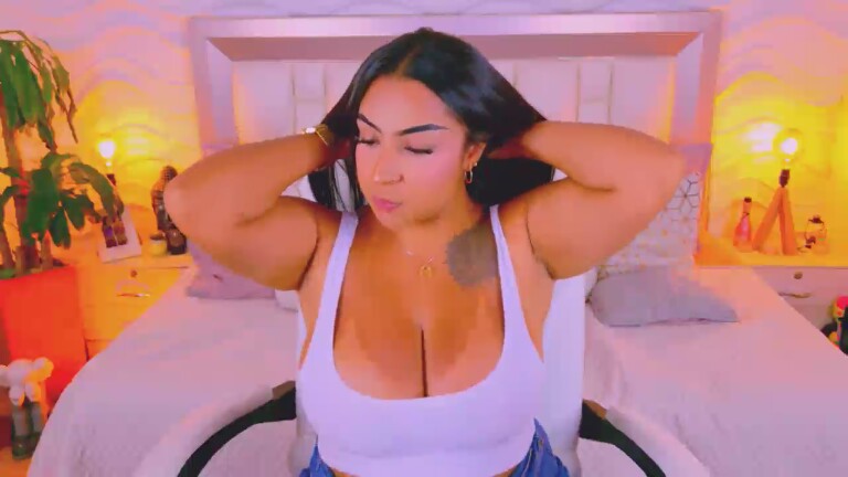 MartinaPiero's Streamate show and profile