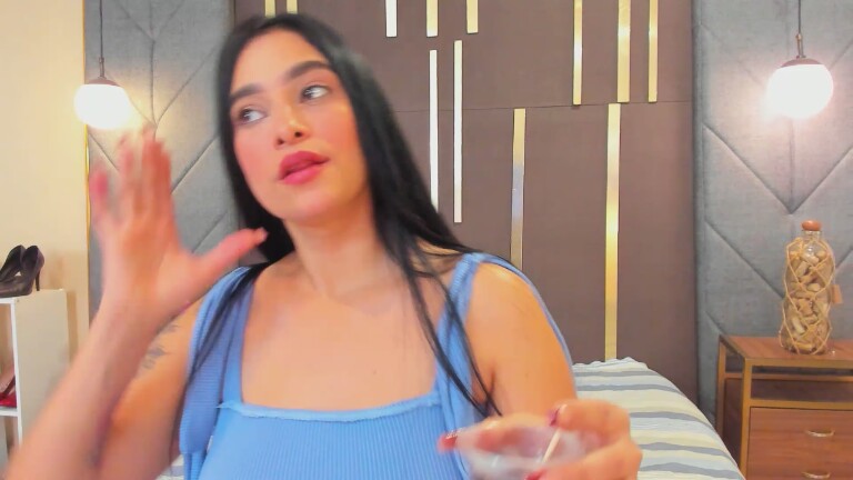 BarbaraSaenz's Streamate show and profile