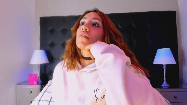 CloeBonett's Streamate show and profile