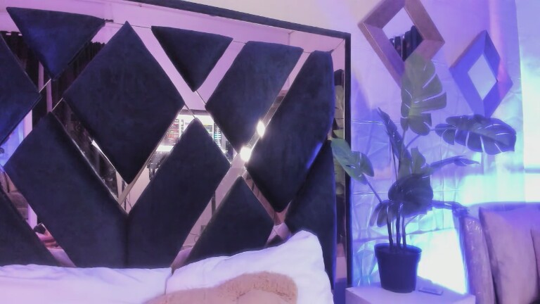 megan_devon's Streamate show and profile