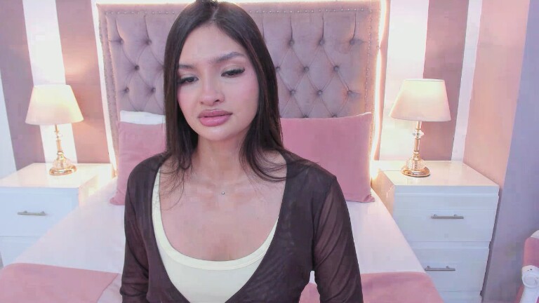 AuraClark's Streamate show and profile