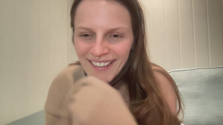 MiaAllurexx's Streamate show and profile