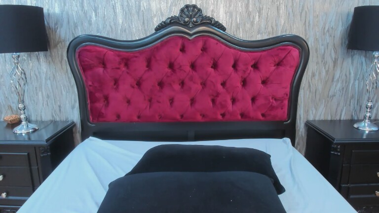 IdunBrunette's Streamate show and profile