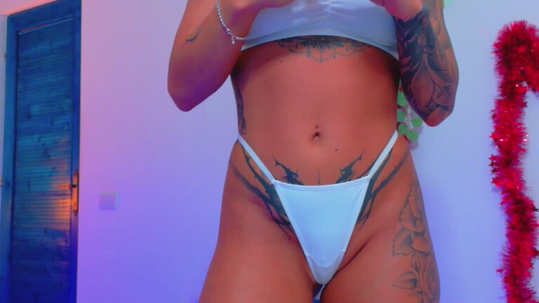 Hazzell's Streamate show and profile