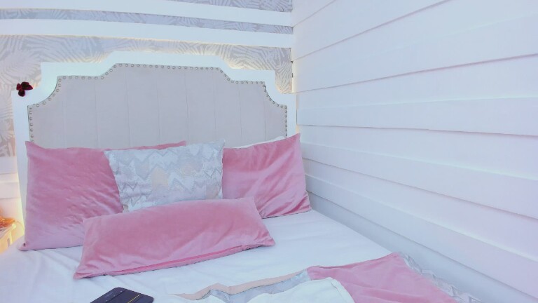 AnnieBlakee's Streamate show and profile