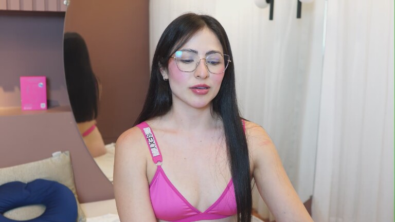 EvaPaoluci's Streamate show and profile