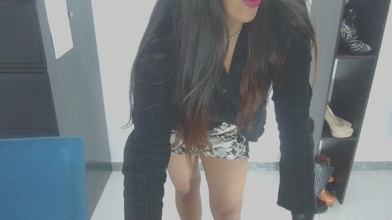 LunaDumont's Streamate show and profile