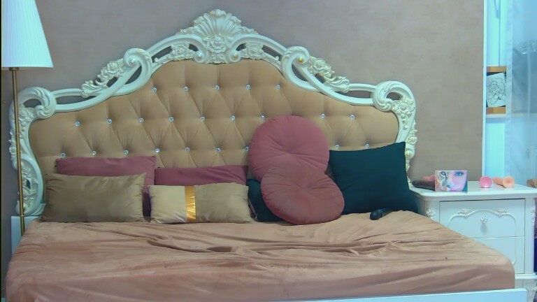 LivSummers's Streamate show and profile