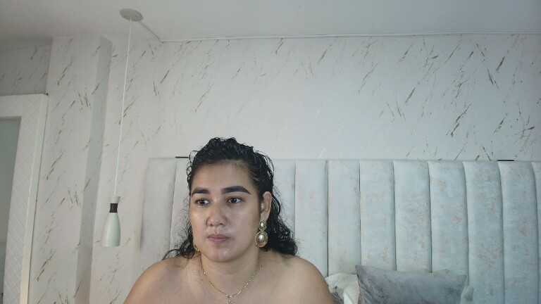 BETTY_BOOGB's Streamate show and profile