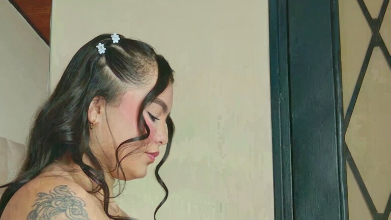 Evelin_Lombardi's Streamate show and profile