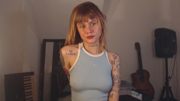 VictoriaDinucci's Streamate show and profile