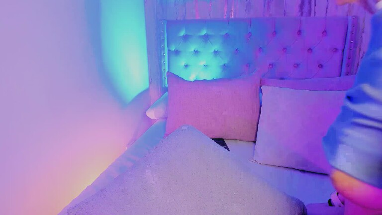 VeronicaFoster's Streamate show and profile