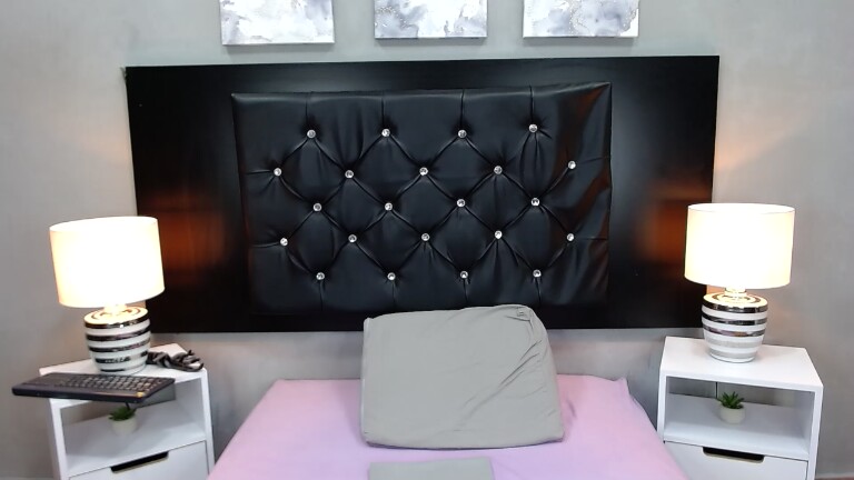 Laureen_Steele's Streamate show and profile