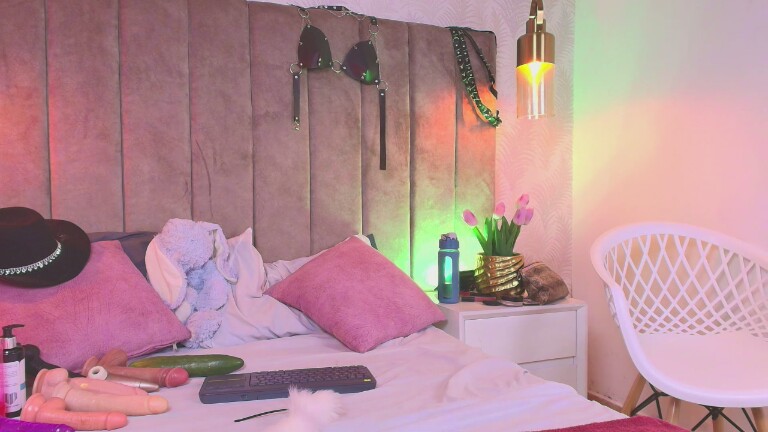 Tessalove_606's Streamate show and profile