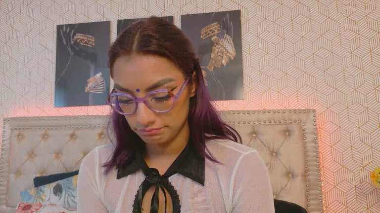 vale_alvarez's Streamate show and profile