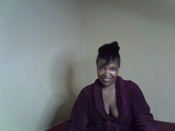 Veesazii_26's Streamate show and profile