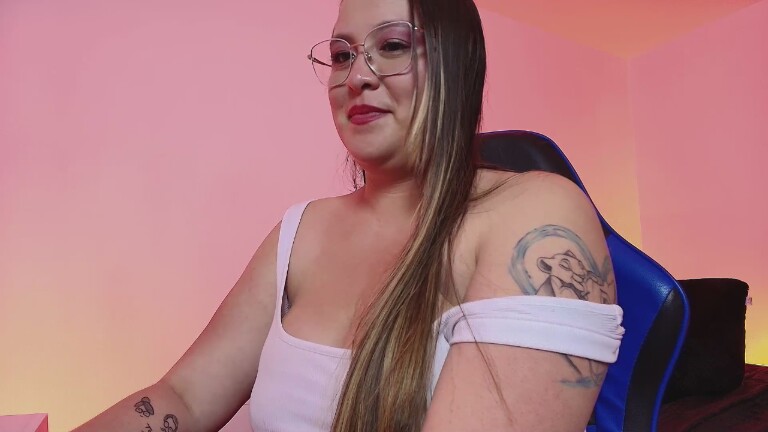 Emma_Sanin's Streamate show and profile