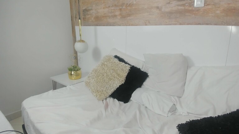 Vicky_Bloom's Streamate show and profile