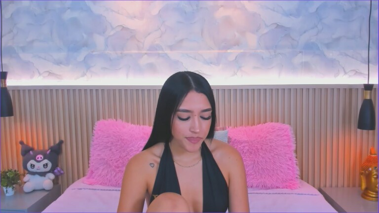 HemmaThompsonn's Streamate show and profile