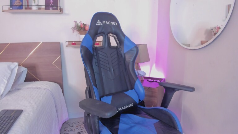 imlucyferreira's Streamate show and profile