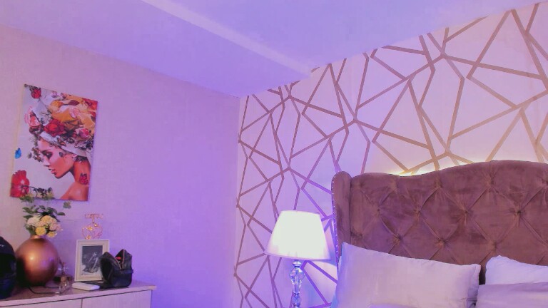 SaschaFit's Streamate show and profile