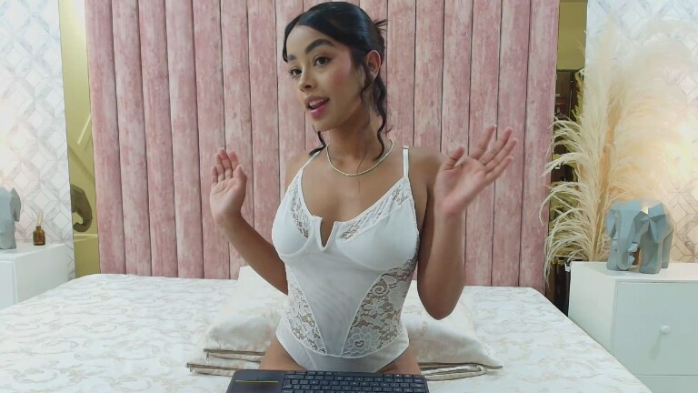 Alishine's Streamate show and profile