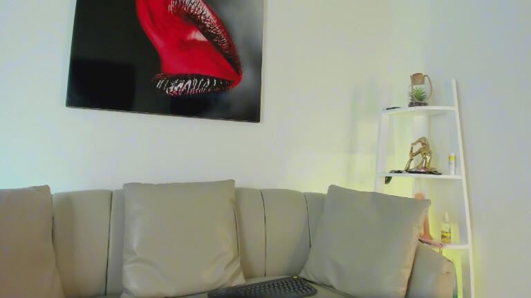 AylaDrake's Streamate show and profile