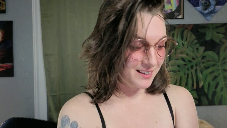 ArtiePaints's Streamate show and profile