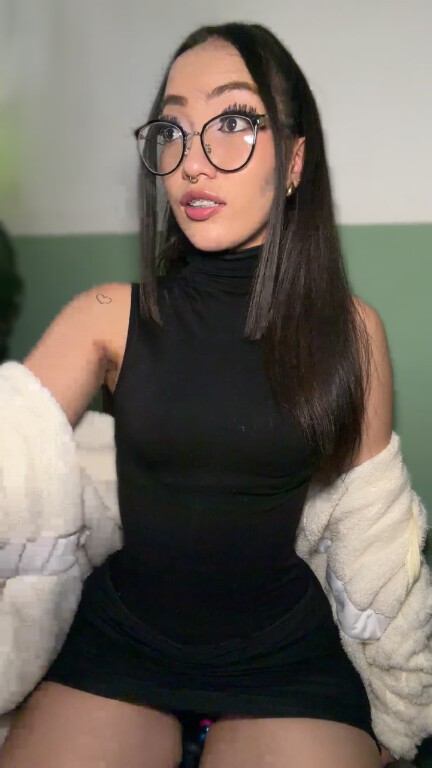 NaomiBendz's Streamate show and profile