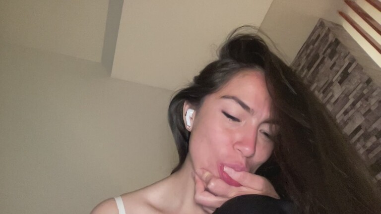 Bellasmmith's Streamate show and profile