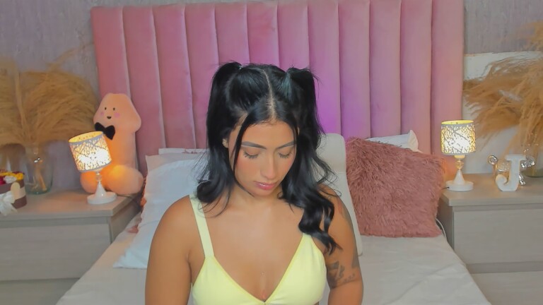 JulietaKennedy's Streamate show and profile