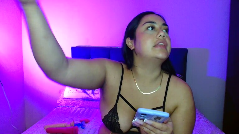 SamaraHotty69's Streamate show and profile