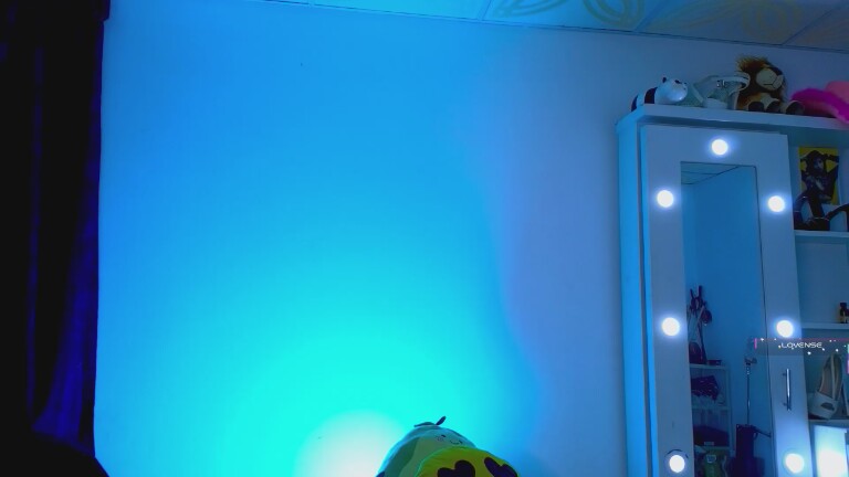 piaf_cute's Streamate show and profile