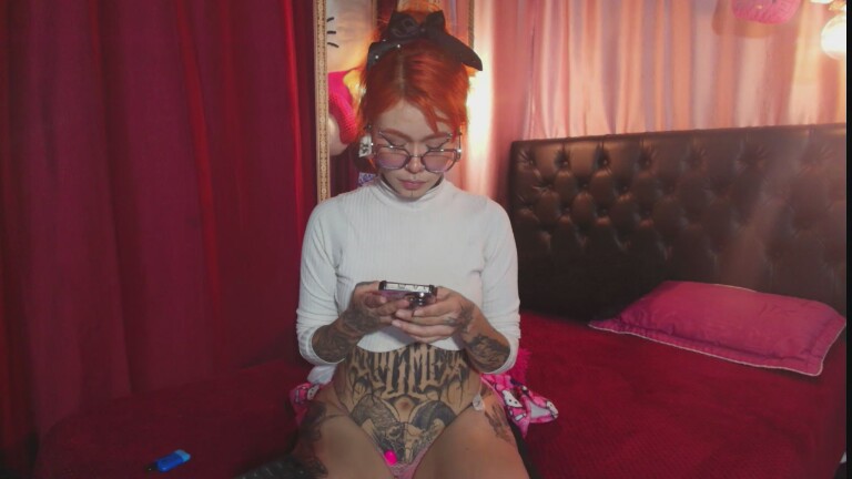 Neicaru's Streamate show and profile