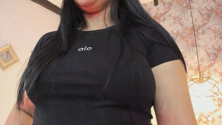 SaharaLyn's Streamate show and profile