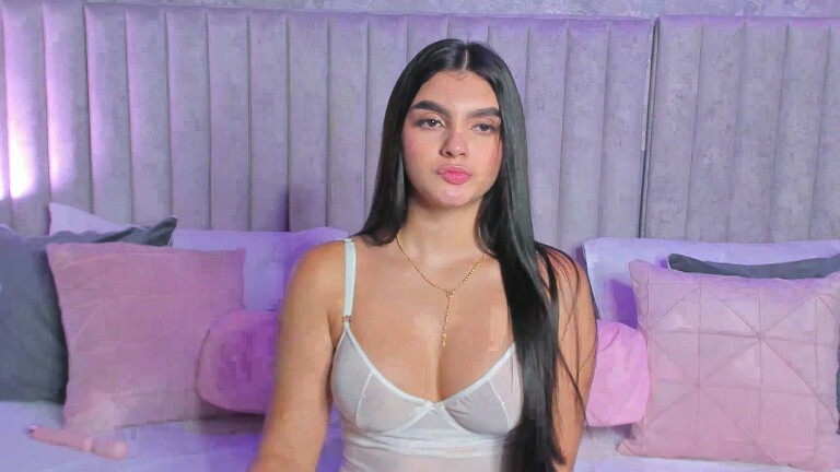 SamiLewis's Streamate show and profile