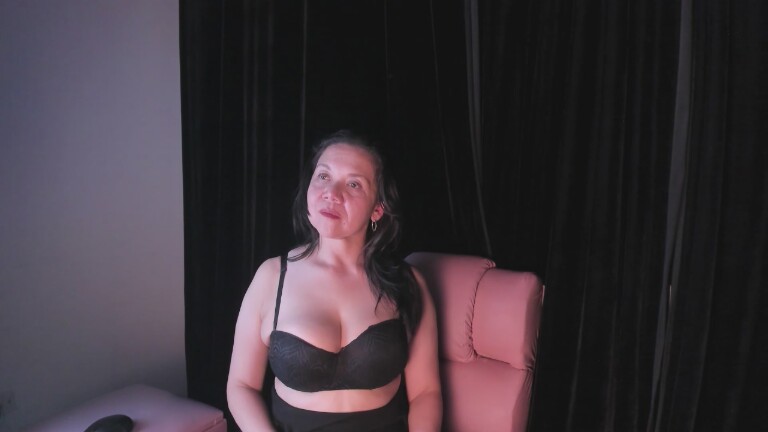 Miila_Toro's Streamate show and profile