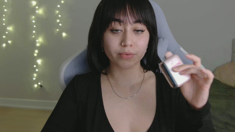 realreinaperez111's Streamate show and profile