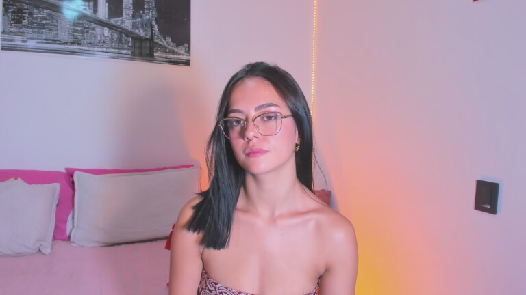 Aria_Greyy's Streamate show and profile