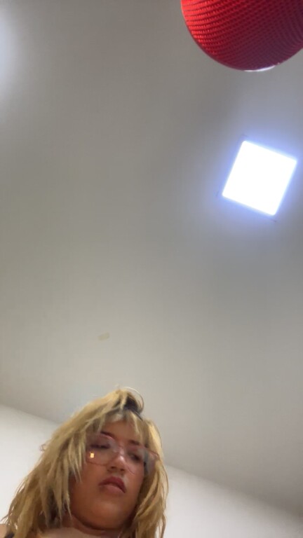 VanesaHernandez's Streamate show and profile