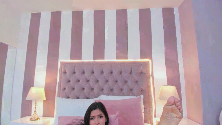 AuraClark's Streamate show and profile