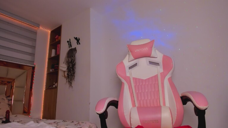 AngelaClarke's Streamate show and profile