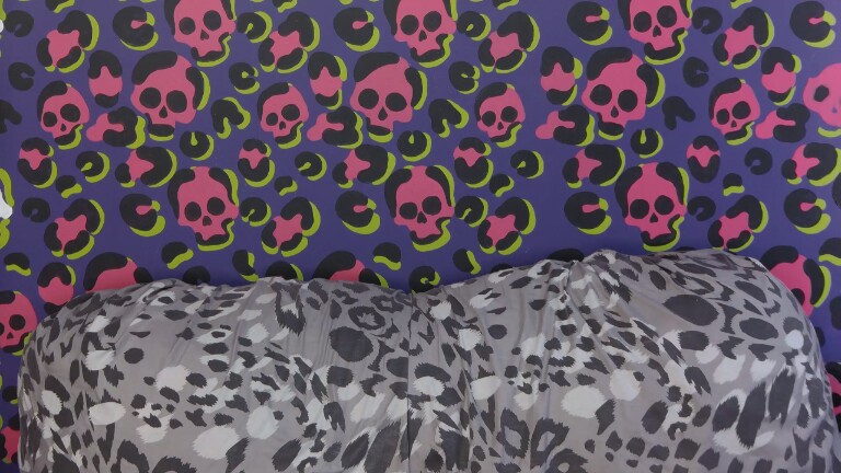 Kitty_Fox's Streamate show and profile