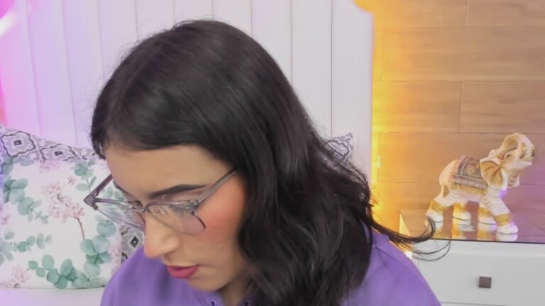 AriaSwan's Streamate show and profile