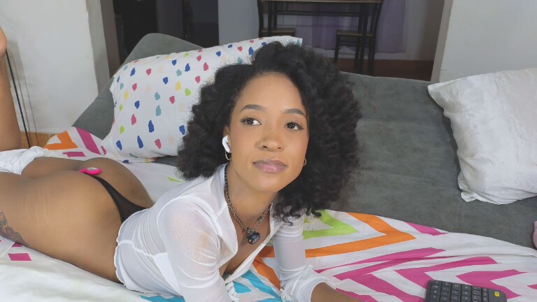 Julianita_Toro's Streamate show and profile