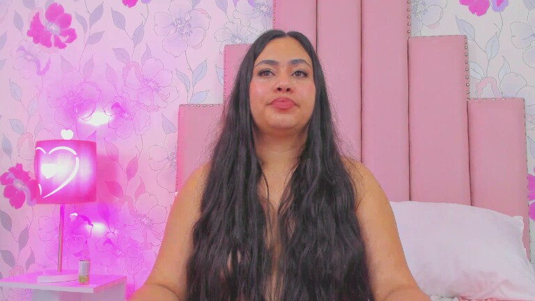 SophieRain's Streamate show and profile