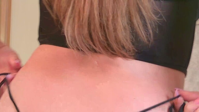 ArianaSole's Streamate show and profile