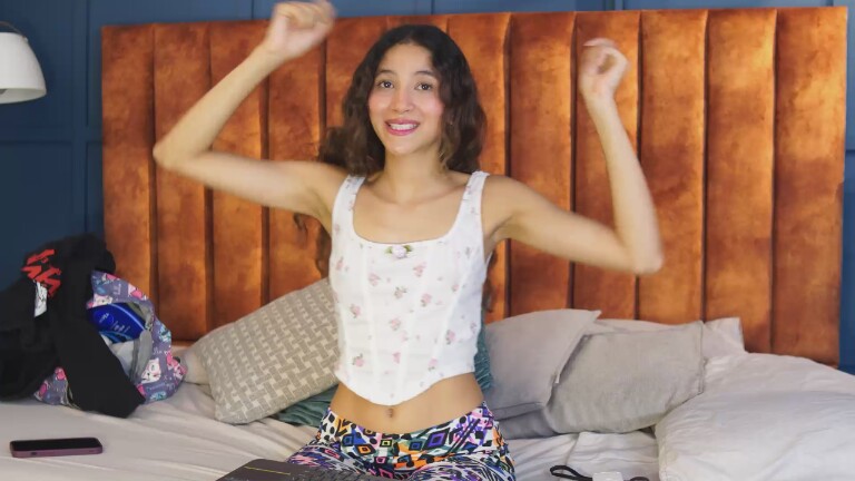 LolaaDream's Streamate show and profile