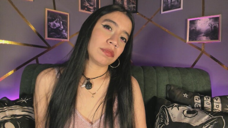 Bellax99's Streamate show and profile